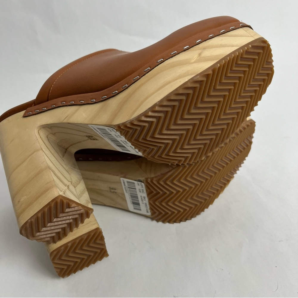 Steve Madden Cognac Leather Brown Platform Clog Mules - Picture 9 of 9